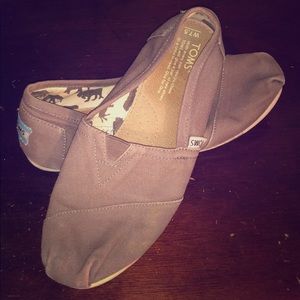 Brownish Grey Tom shoes